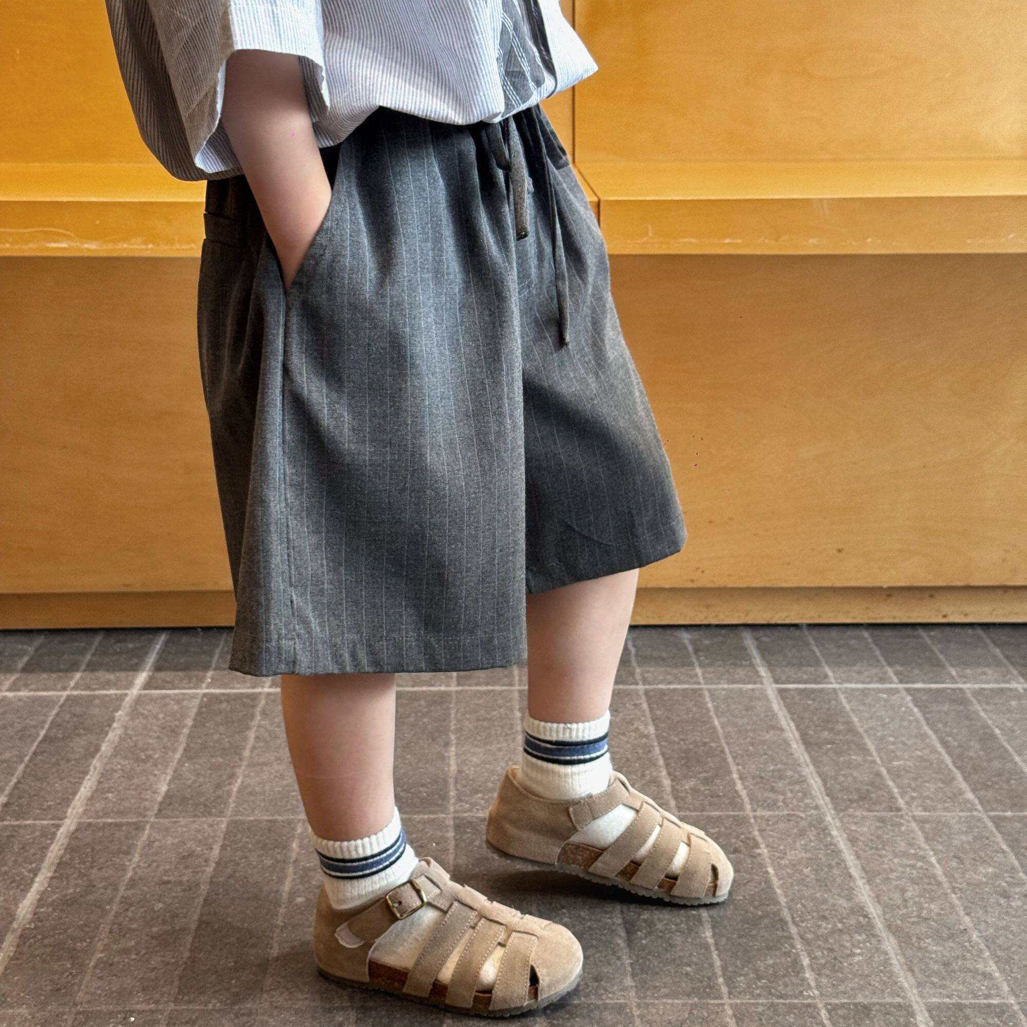 学院风男女童竖条短裤 2026新款儿童小童幼儿园西装中裤五分裤潮