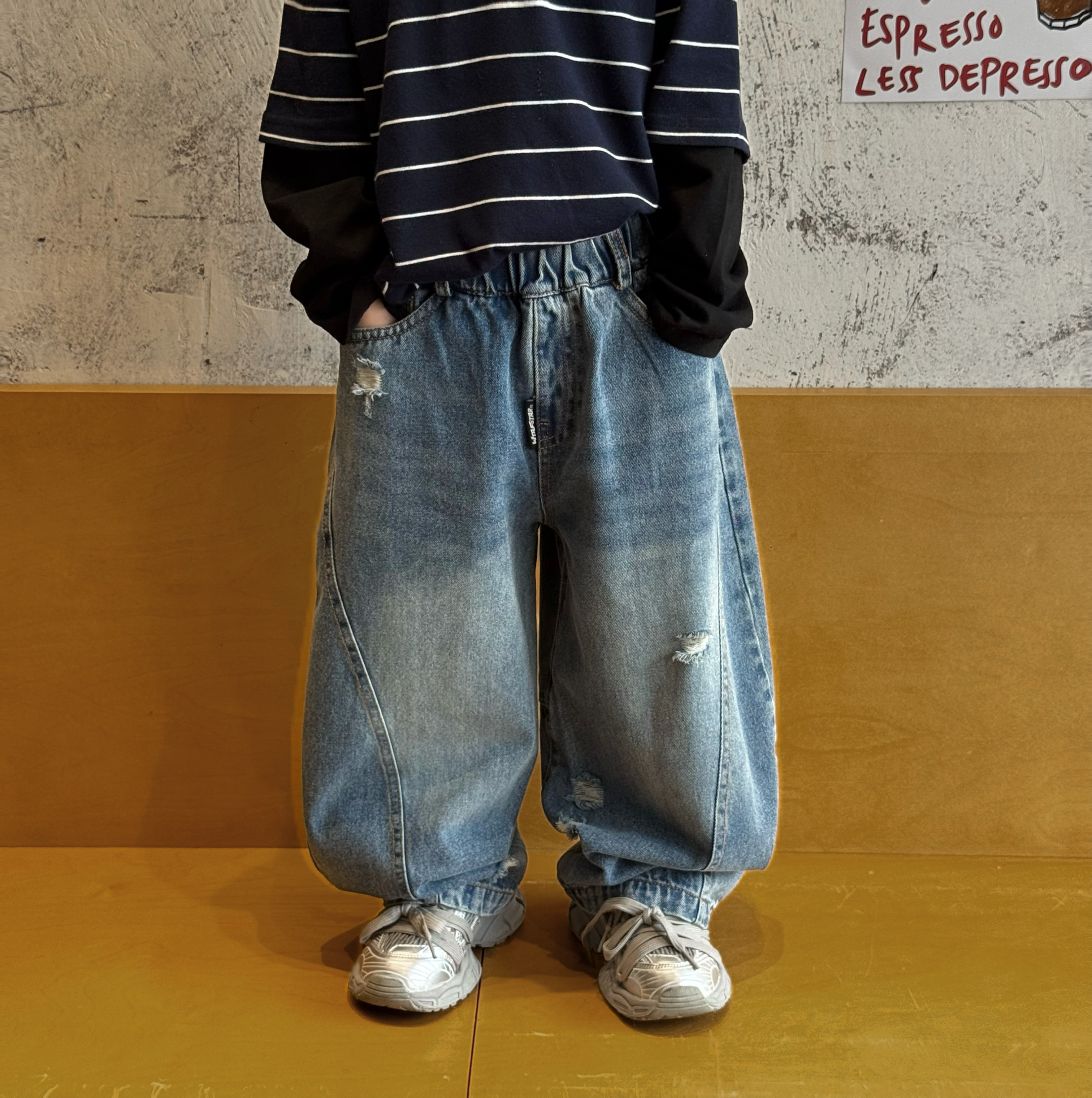 2026童装春季新款儿童休闲弯刀牛仔裤男女童洋气长裤春秋裤子潮