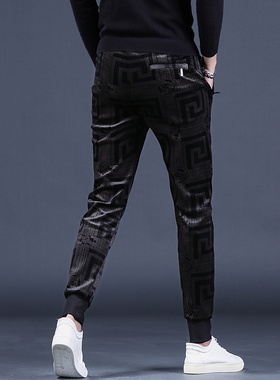 秋季男士金丝绒裤子高端大牌休闲裤个性印花运动裤潮流百搭小脚裤