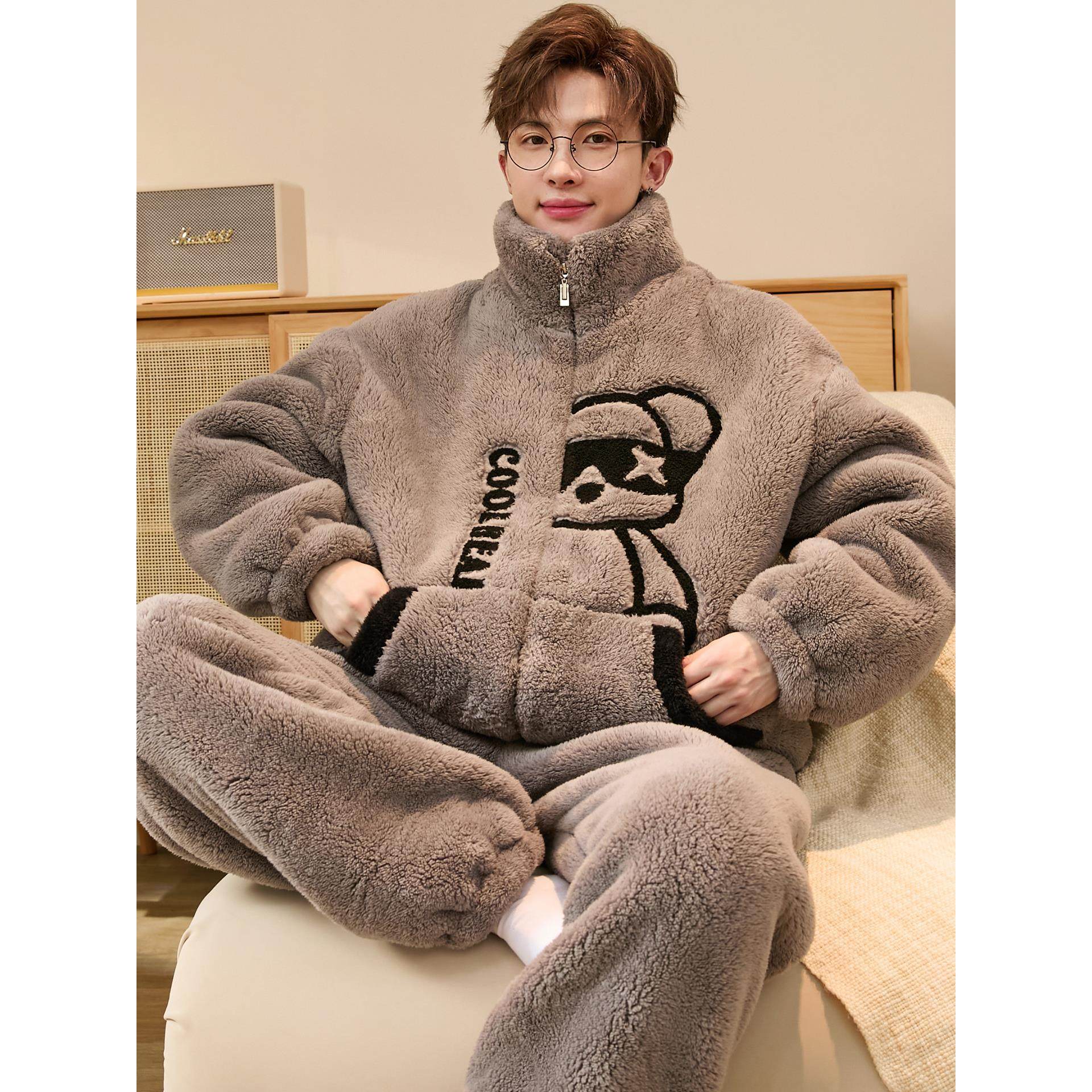 睡衣男款2025新款冬季珊瑚绒加厚加绒男士大码青少年学生大童套装