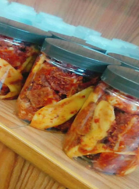 湖南邵阳崀山特产霉豆腐朽豆腐生姜香辣萝卜干青脆黄瓜酸辣生姜