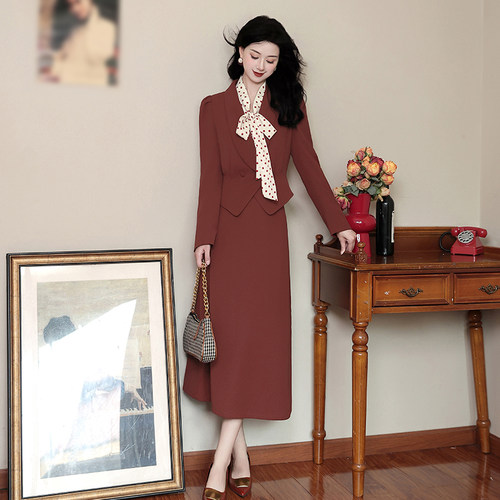 优雅在线~复古通勤简约纯色女装秋季裙装显瘦套装成套搭配两件套