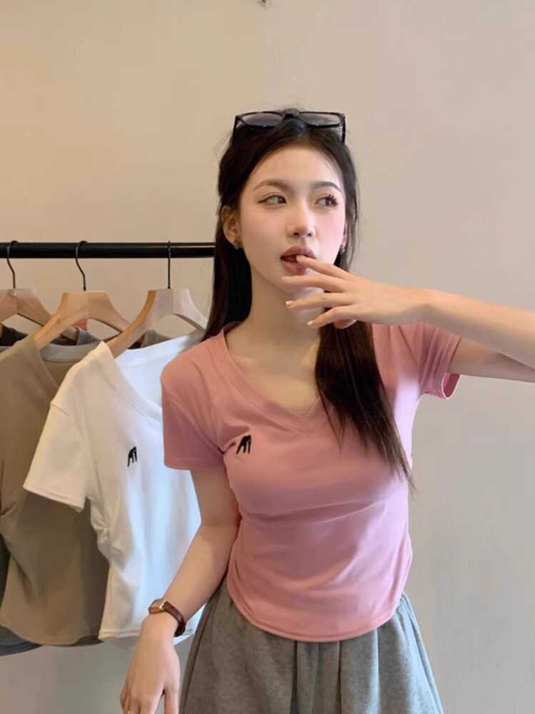 短款夏季修身显瘦正肩白色甜辣风