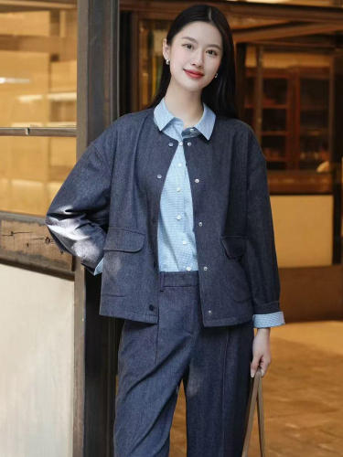 仿牛仔斜纹夹克外套