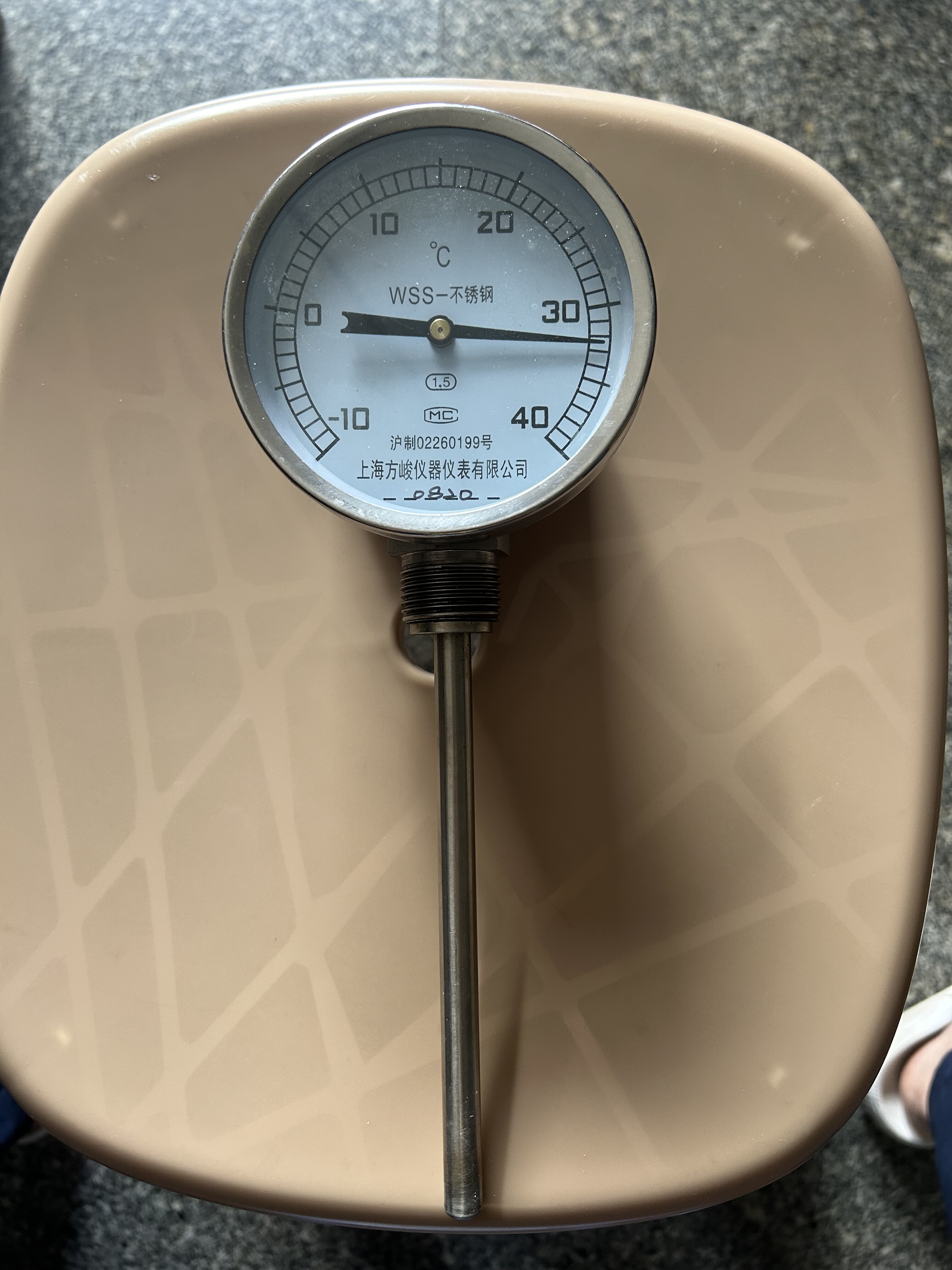 上海方峻WSS-411双金属温度计温度表 径向 Φ100MM 螺纹M27*2零下