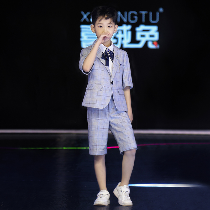 男童西装原创设计高级质感喜绒兔