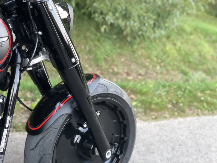 Harley modified soft -tailed M8 Fat Tsai 18 -inch front wheels mud tile mud tile shield