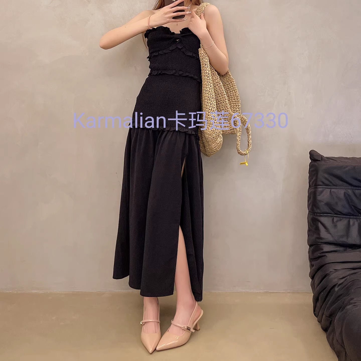 网红绝美平底凉拖鞋女夏外穿配裙子2025新款法式高级感外出沙滩鞋