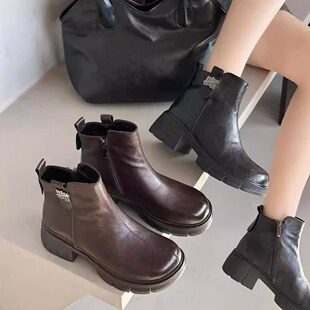 卡玛莲女款2025新款复古法式超软今年超火的靴子冬季加绒显瘦春节