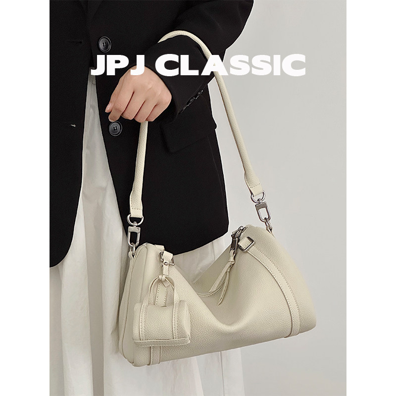 jpjclassic头层牛皮枕头包女单肩斜挎波士顿包城市风可爱通勤软包