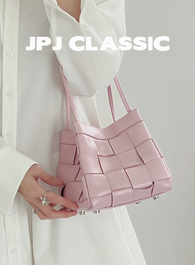 jpjclassic牛皮编织包女单肩手提手腕包ins风水桶包可爱翅膀包