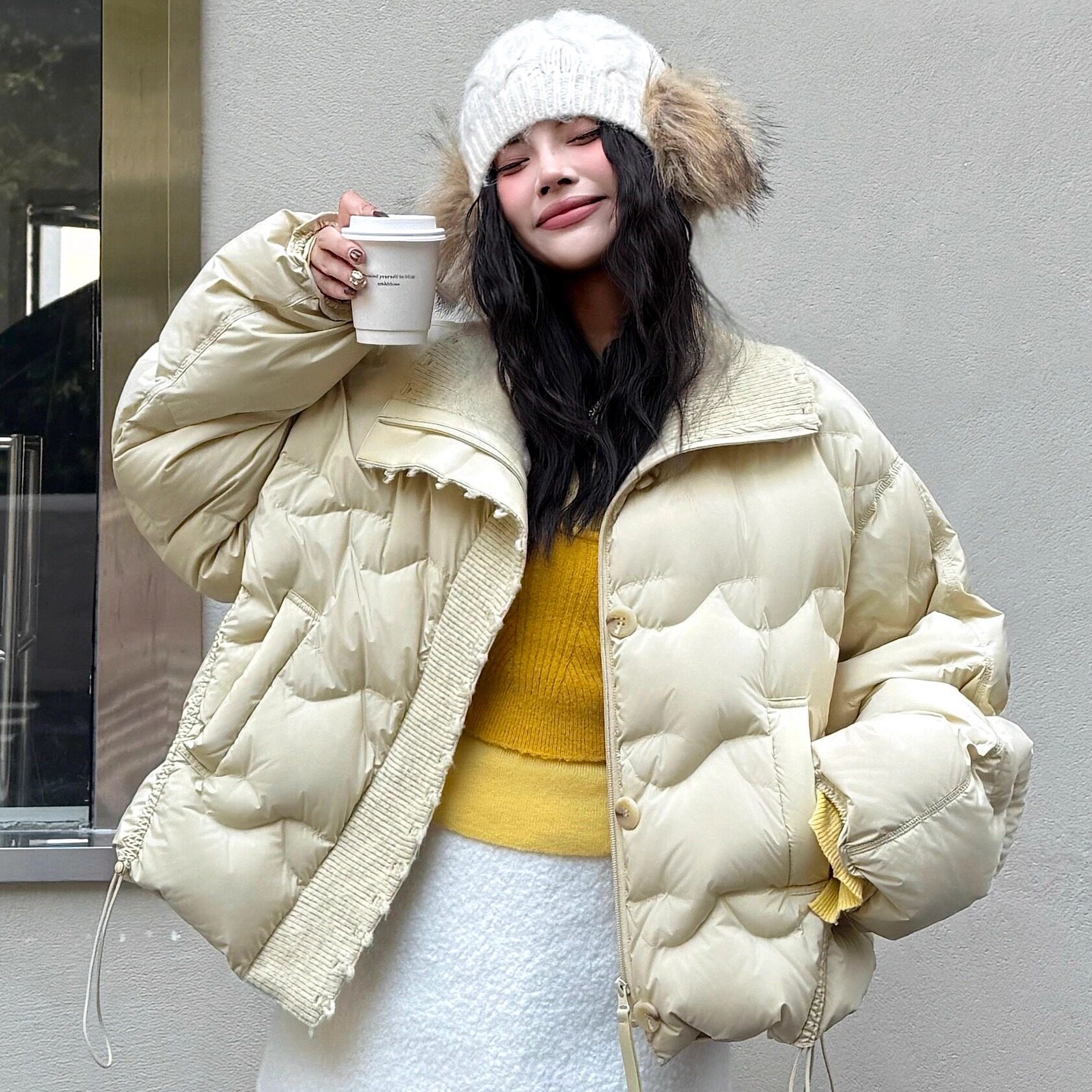 90白鸭绒羽绒服女2025冬季新款毛线拼接翻领宽松保暖外套短款上衣