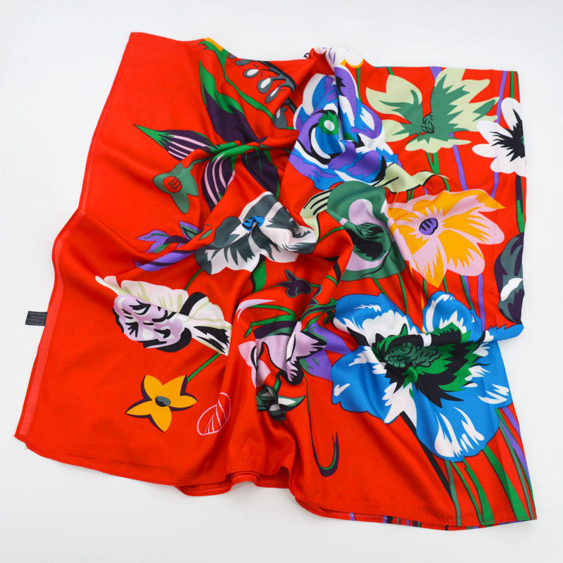 方巾女2025新款轻奢高级感防晒大披肩外搭时尚洋气护颈围巾送妈妈