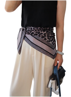 高级感紫灰色豹纹小方巾系脖ins领巾女系腰丝巾屁帘叠穿神器复古