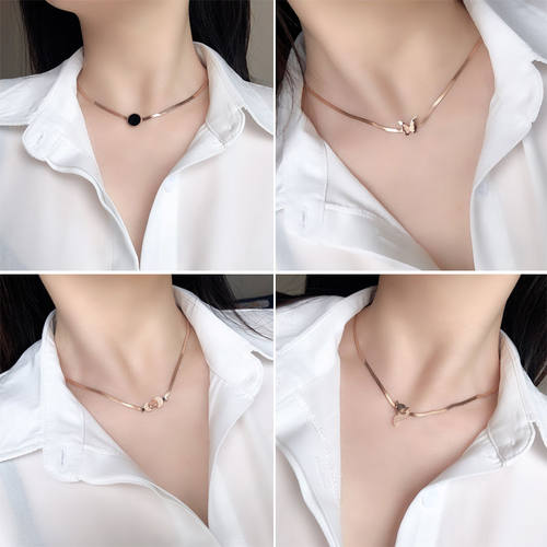 小众钛钢短款四叶草蛇骨链吊坠