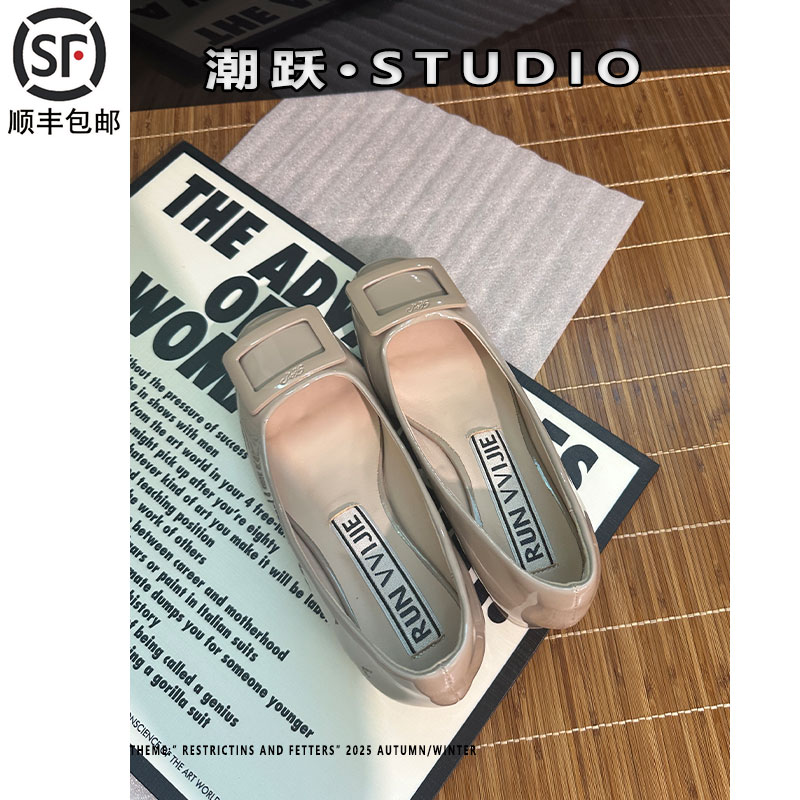 rv奶茶色圆头粗跟玛丽珍鞋女真皮2025秋季方扣水钻通勤风浅口单鞋