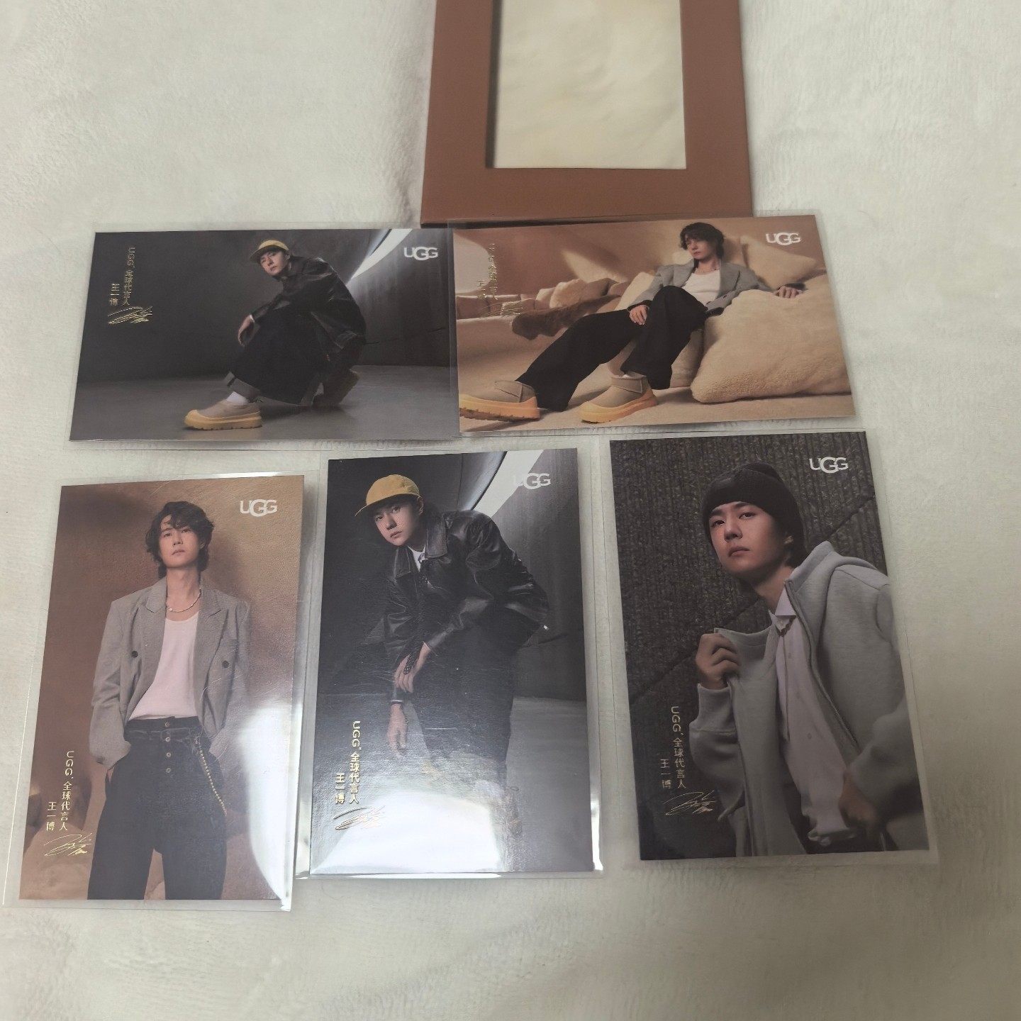 G王一博联名小卡一套，官方正品，带硬壳卡套，收藏送人都很