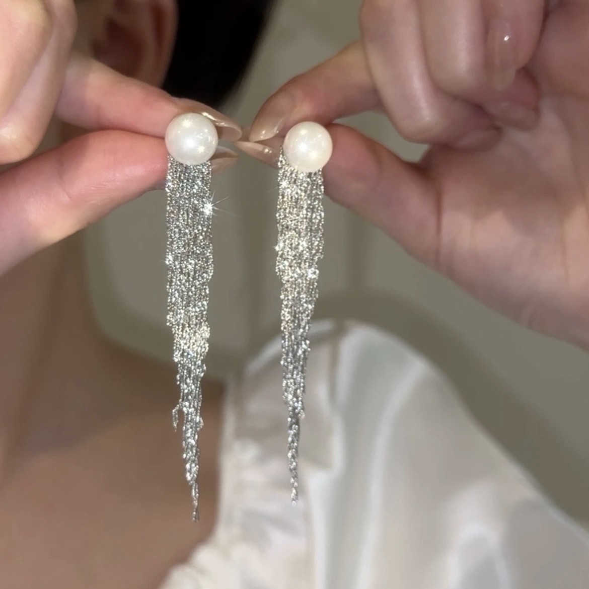 月下星河长款珍珠流苏耳环2025年爆款小众设计感耳坠气质独特耳饰
