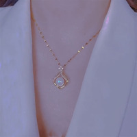 夏季新款气质优雅珍珠项链女高级感轻奢钛钢吊坠冷淡风锁骨链颈链