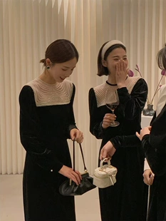 名媛气质泡泡袖 远方情书 网纱领丝绒黑色连衣裙女 冬季