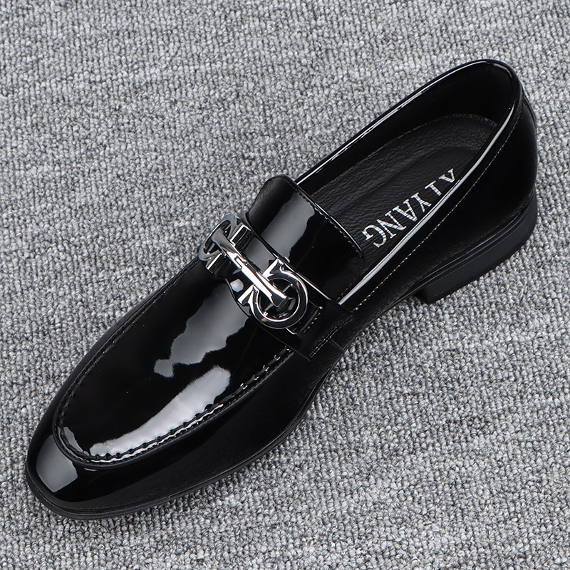 男鞋2026新款潮流韩版时尚亮面男士皮鞋舒适软底真皮商务休闲鞋男