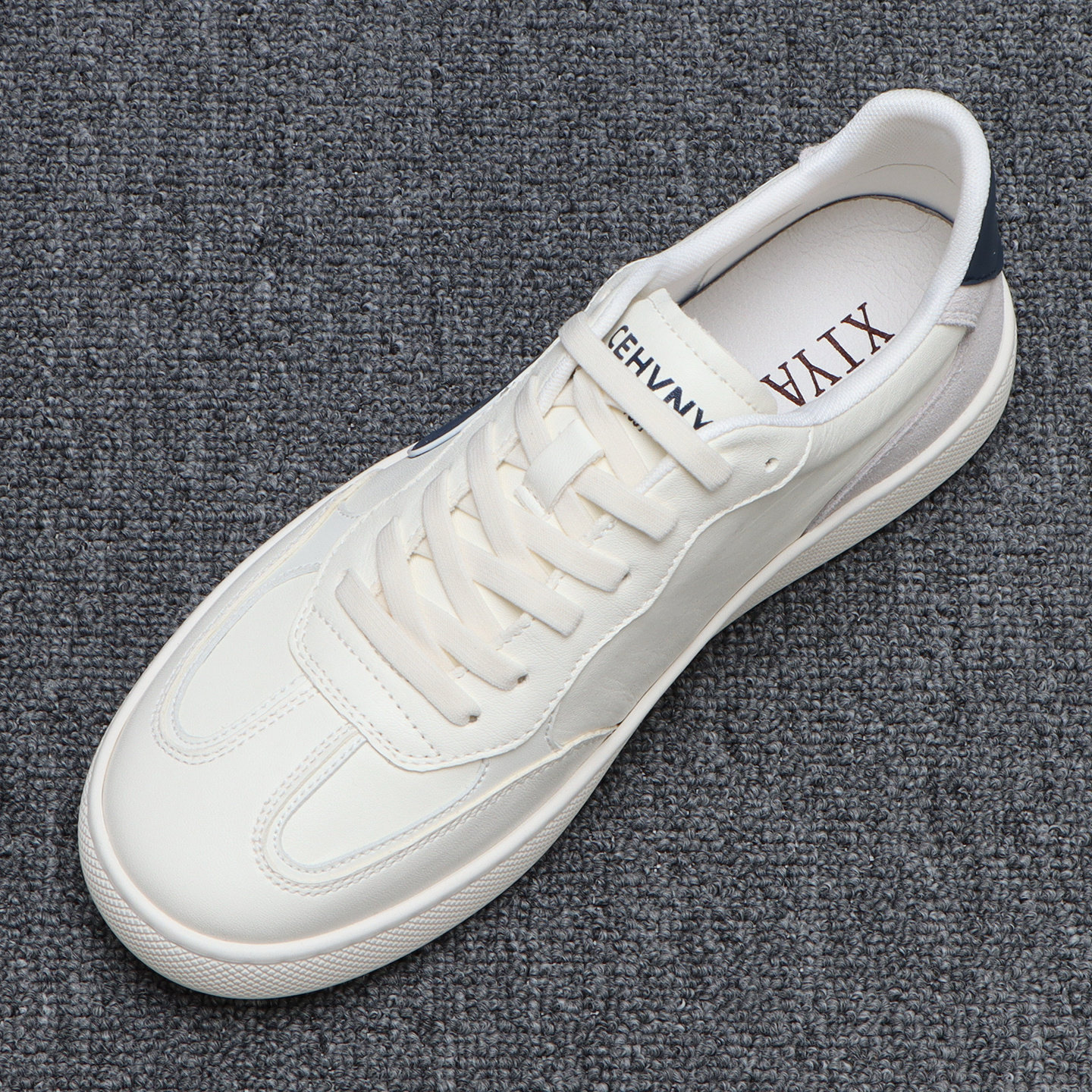 真皮小白鞋男款夏季一脚蹬透气软底百搭休闲鞋2026新款白色板鞋男