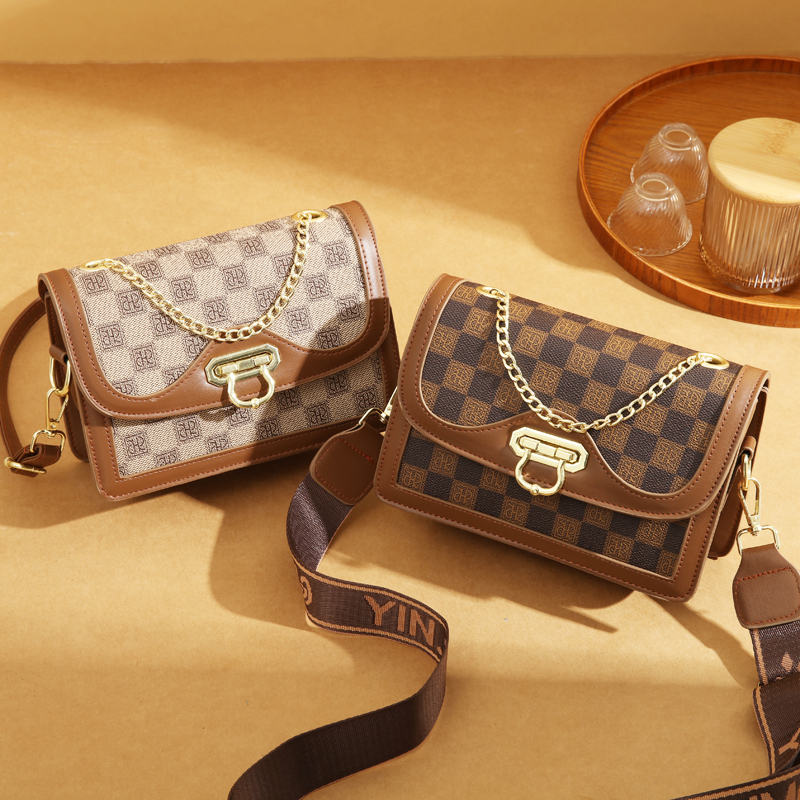 狮岭包包2025原产地工厂店新款白沟女软皮手提高级感斜挎包小方包