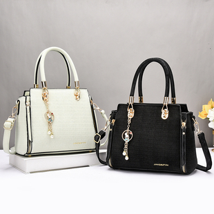 狮岭高纺十大国际名牌香纳儿包包女冬天配裤子女生2025新款大容量