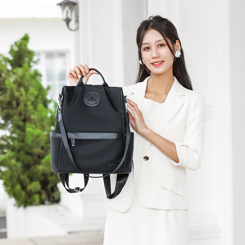 昆仑奴卡丹路官方旗舰店稻草人女包2025新款时尚防盗简约双肩包女