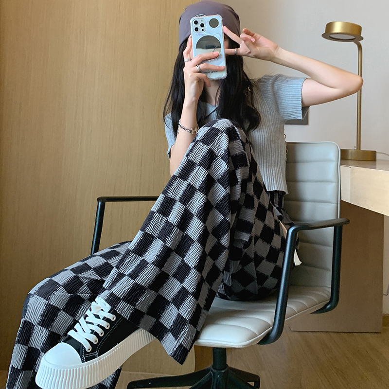 Real shot of ice silk wrinkled checkerboard wide leg pants for women summer thin 2024 high waist drape casual plaid straight pants