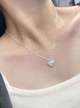 实拍s925纯银熔岩闪钻爱心项链女ins小众高级感心形肌理纹锁骨链