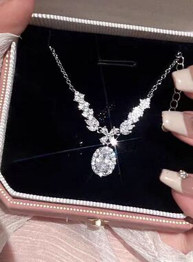 致爱丽丝S925银天使之翼项链女生轻奢精致满钻吊坠锁骨链节日礼物