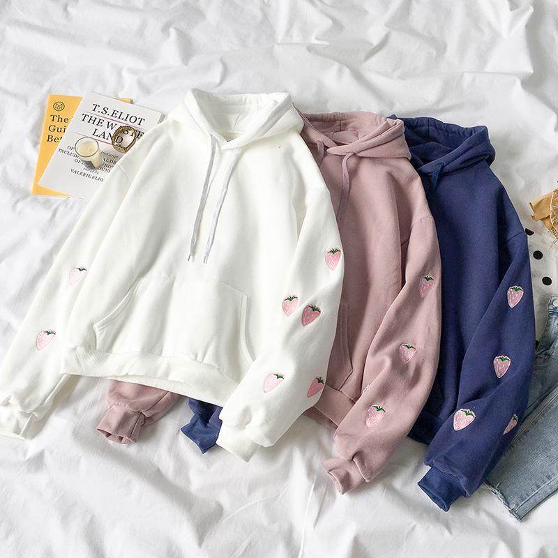 ins寬松上衣秋冬季2019新款女裝韓版草莓刺繡加絨加厚連帽衛衣潮在類目 戶外/登山/野營/旅行用品, 戶外服裝, 羽絨服, 羽絨衣中 - 來自Buy2taobao.com提供專業的淘寶代購服務