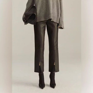 新款 1春季 通勤插袋显瘦微喇前开叉 HN2030 今年流行特惠真皮皮裤