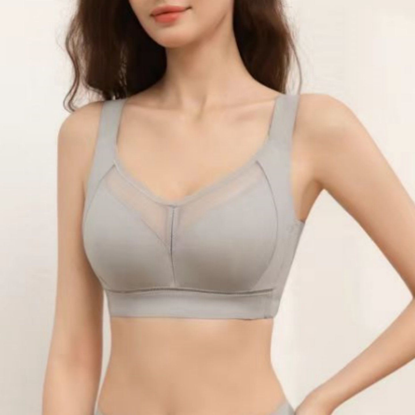 大胸显小瘦全罩杯无痕光面内衣聚拢收副乳调整型薄款大码文胸套装