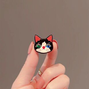 精致小巧猫咪胸针女秋冬新款毛衣别针配饰设计感镶钻大衣领口胸花