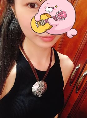 尼泊尔手工纯银盾牌石榴石吊坠