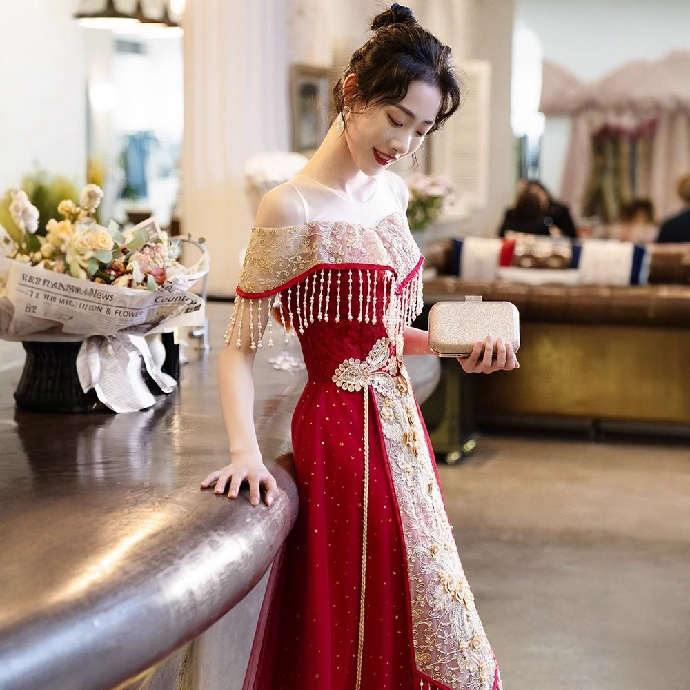 中式敬酒服新娘高级感一字肩酒红色结婚订婚礼服女秀禾服嫁衣