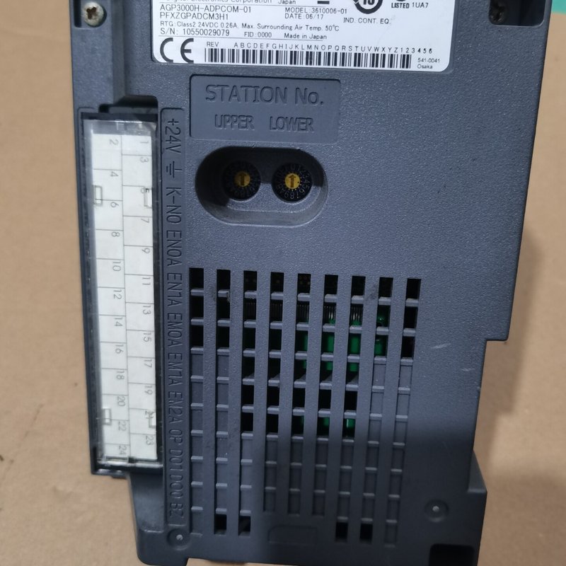 ce人机界面配件AGP3000H-ADPCOM-01AGP3300-L1-D24AGP3400-T1-D24图片