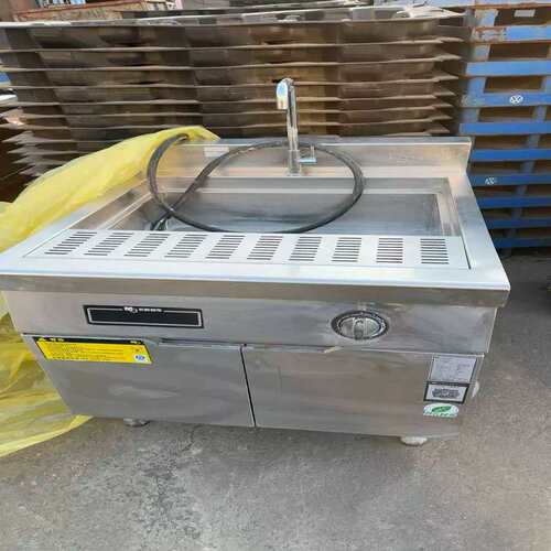 议价名厨磁电12孔电磁煮面炉，型号ZC-C9015A，380V，