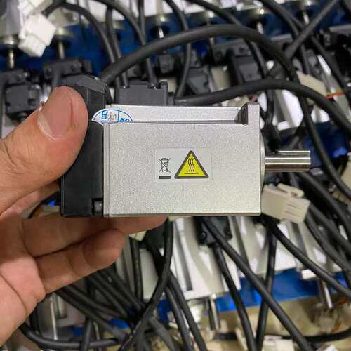 议价A6 100w伺服马达MHMF012L1U2M、高惯量