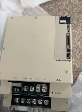 议价伺服驱动器SGDV-260A01A，400V三相，成色新