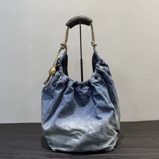 定制编织手柄单肩包 磨边 罗家牛仔包松弛流浪包 多次水洗牛仔布