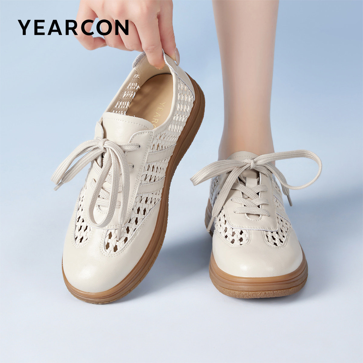 意尔康女鞋夏季皮鞋复古德训鞋英伦风户外休闲镂空透气皮凉鞋女士
