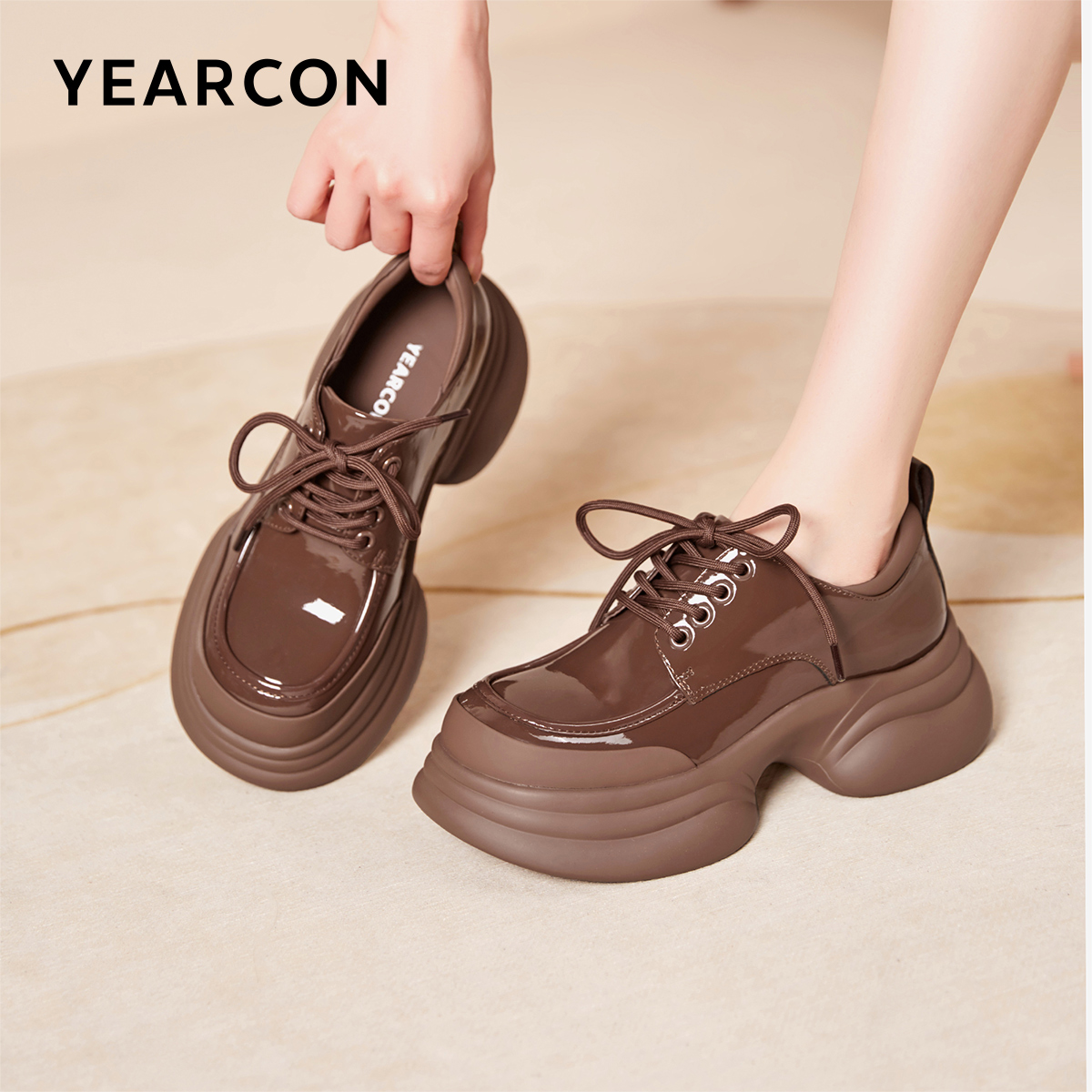 通勤皮鞋意尔康厚底漆皮