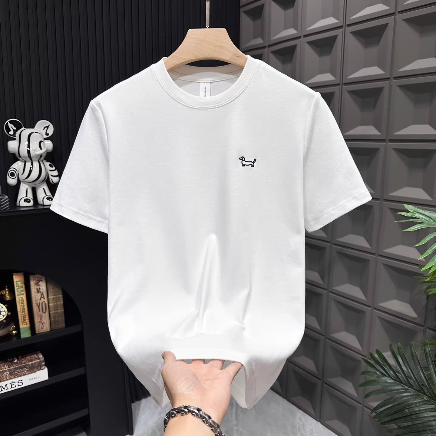 高端小狗刺绣纯棉短袖T恤男士2026年新款夏季圆领半袖打底衫男款