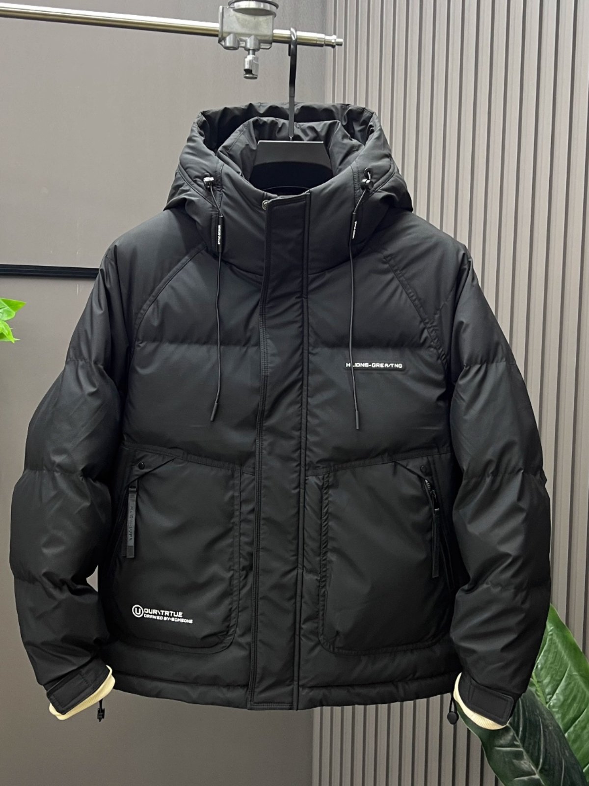 高端连帽羽绒服男士冬季2025新款高级感宽松保暖加厚夹克外套男款