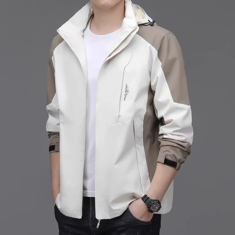 高端男士冲锋衣外套2025新款春秋季户外休闲 防风防水登山服潮男