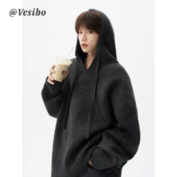 Темно-серый