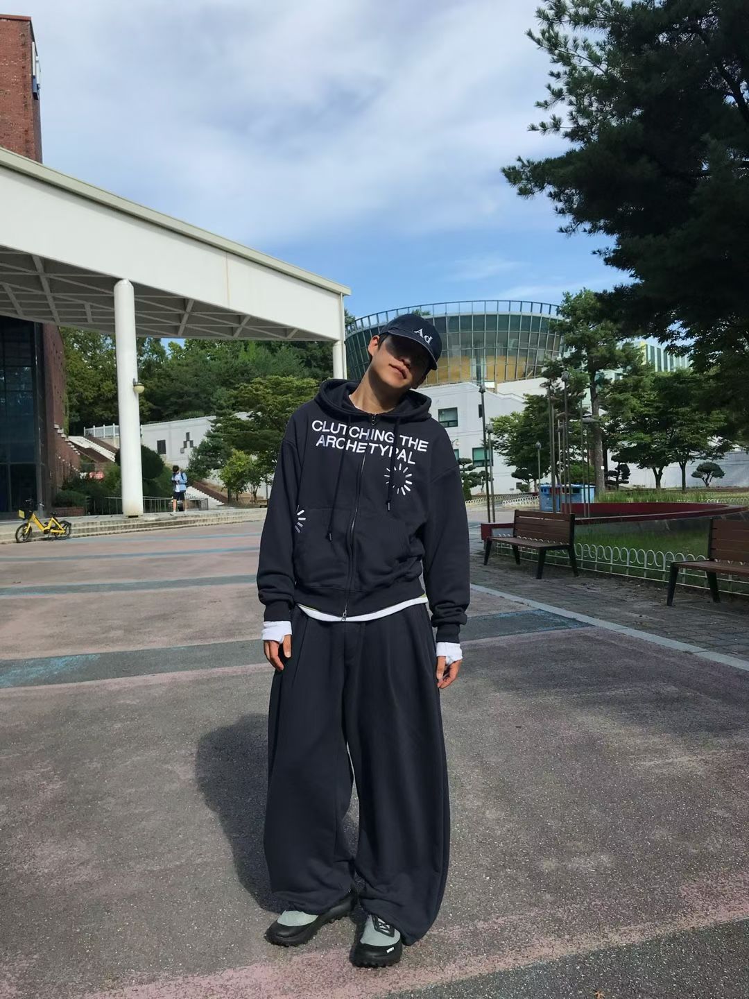 东大门男装gather字母连帽卫衣